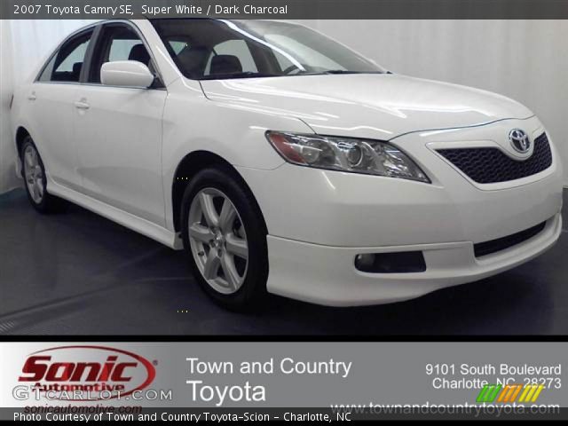 2007 Toyota Camry SE in Super White