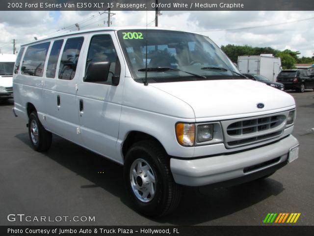 2002 Ford E Series Van E350 XLT 15 Passenger in Oxford White