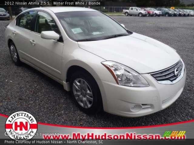 2012 Nissan Altima 2.5 S in Winter Frost White