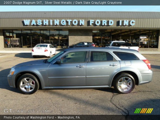 2007 Dodge Magnum SXT in Silver Steel Metallic