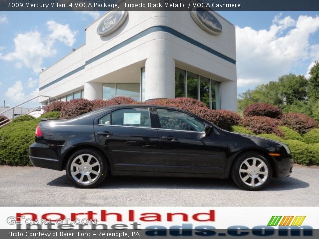 2009 Mercury Milan I4 VOGA Package in Tuxedo Black Metallic