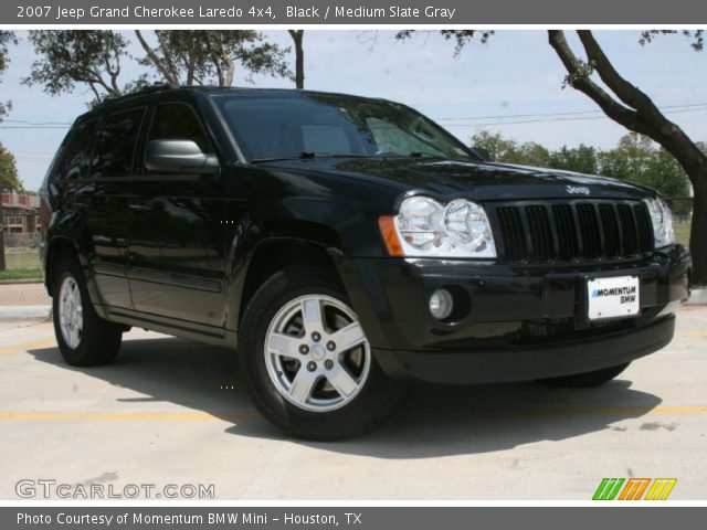 2007 Jeep Grand Cherokee Laredo 4x4 in Black