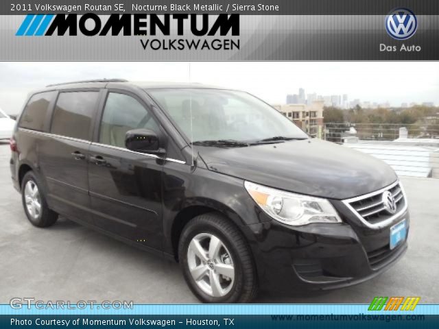 2011 Volkswagen Routan SE in Nocturne Black Metallic