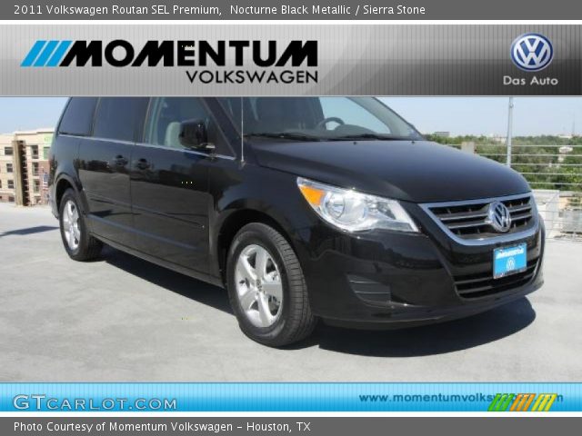 2011 Volkswagen Routan SEL Premium in Nocturne Black Metallic