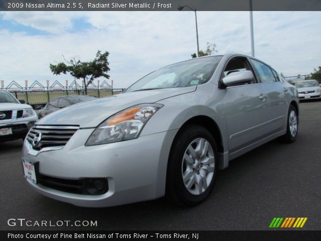 2009 Nissan Altima 2.5 S in Radiant Silver Metallic