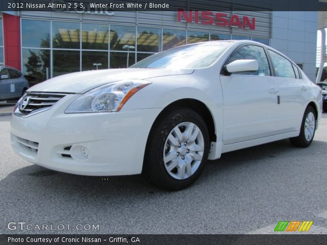2012 Nissan Altima 2.5 S in Winter Frost White