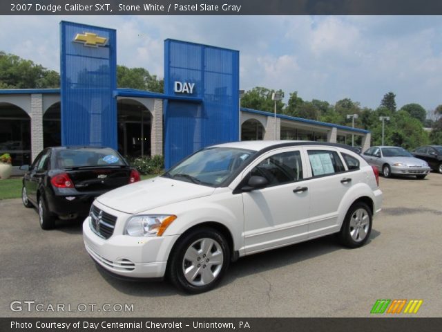 2007 Dodge Caliber SXT in Stone White