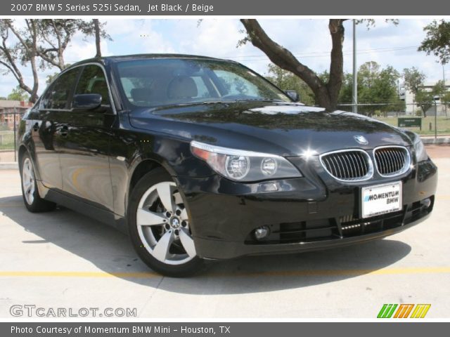 2007 BMW 5 Series 525i Sedan in Jet Black