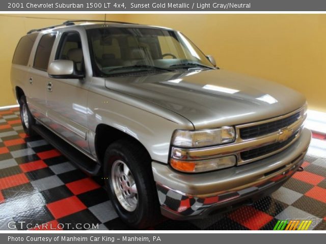 2001 Chevrolet Suburban 1500 LT 4x4 in Sunset Gold Metallic