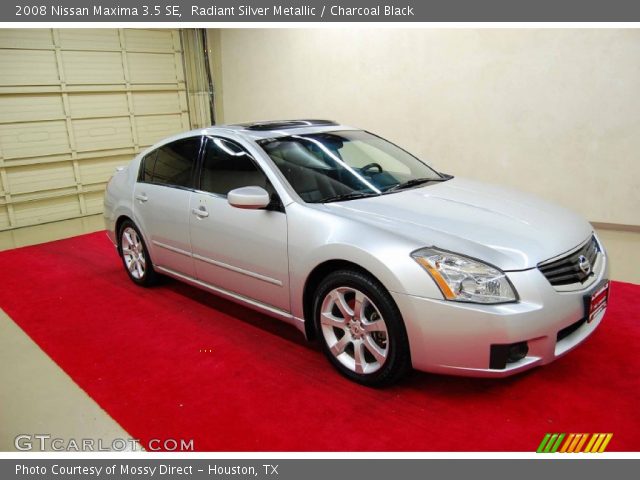 2008 Nissan Maxima 3.5 SE in Radiant Silver Metallic