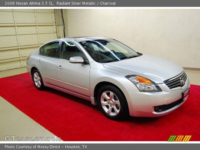 2008 Nissan Altima 3.5 SL in Radiant Silver Metallic