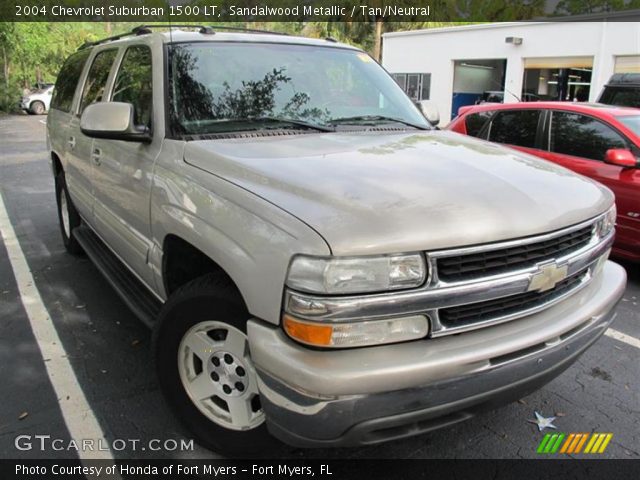 2004 Chevrolet Suburban 1500 LT in Sandalwood Metallic