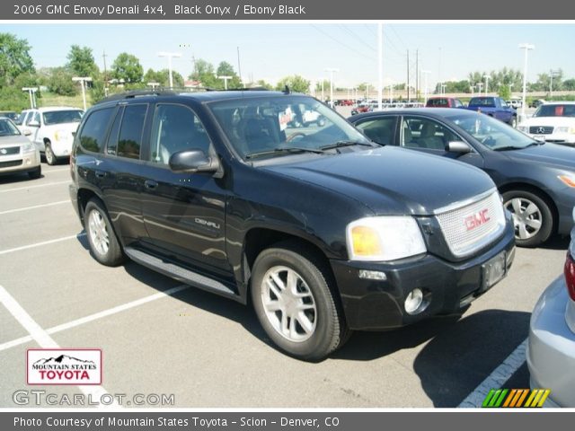 2006 GMC Envoy Denali 4x4 in Black Onyx