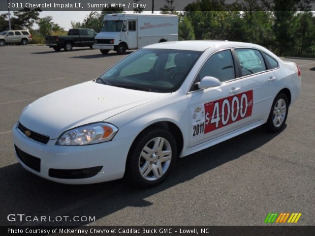 2011 Chevrolet Impala LT in Summit White