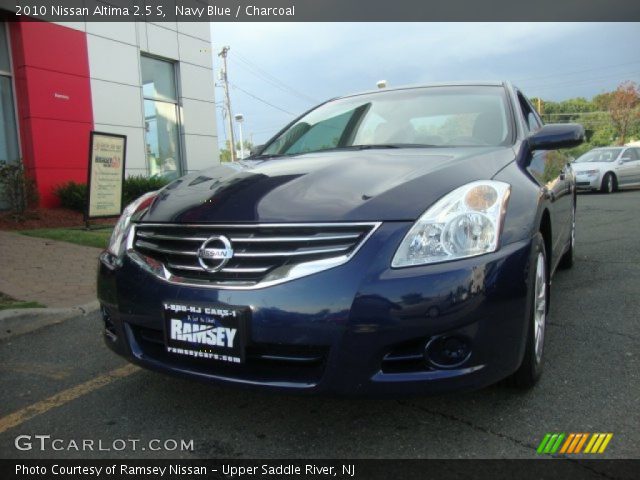 2010 Nissan Altima 2.5 S in Navy Blue