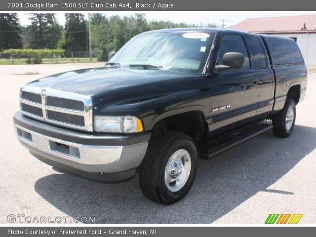 2001 Dodge Ram 1500 SLT Club Cab 4x4 in Black