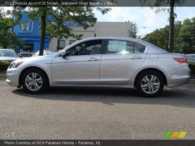 2011 Honda Accord SE Sedan in Alabaster Silver Metallic