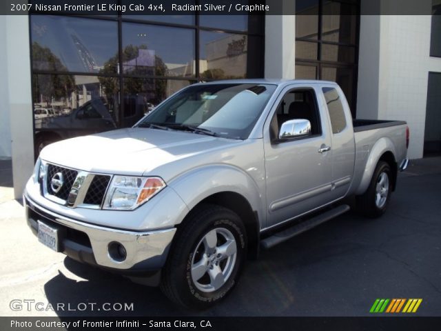 2007 Nissan Frontier LE King Cab 4x4 in Radiant Silver