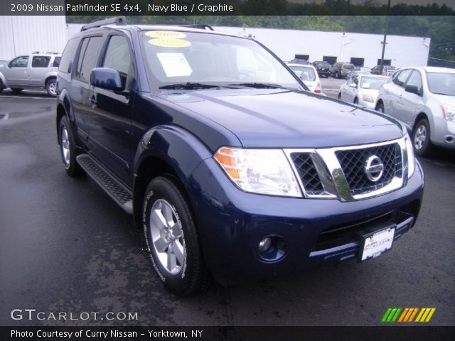 2009 Nissan Pathfinder SE 4x4 in Navy Blue