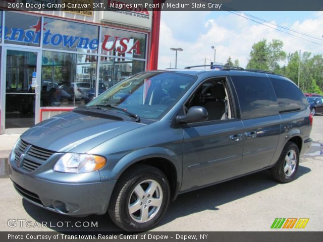 2007 Dodge Grand Caravan SXT in Magnesium Pearl
