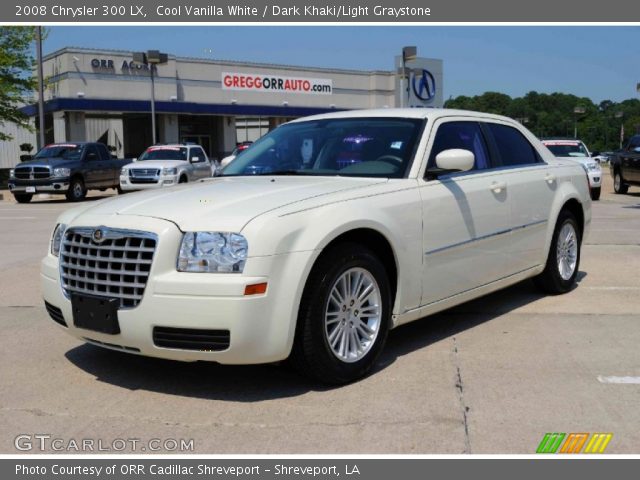 2008 Chrysler 300 LX in Cool Vanilla White