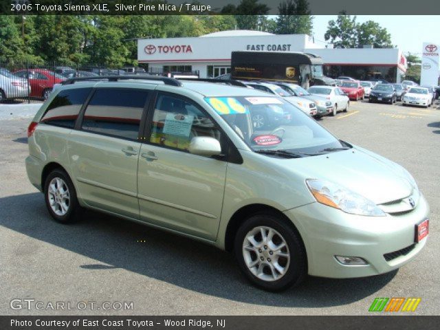 2006 Toyota Sienna XLE in Silver Pine Mica