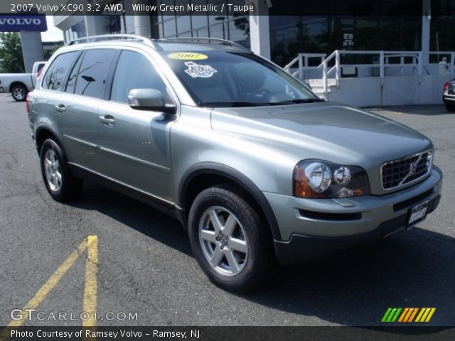 2007 Volvo XC90 3.2 AWD in Willow Green Metallic