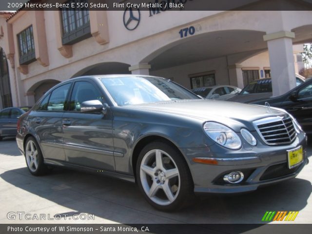 2009 Mercedes-Benz E 550 Sedan in Flint Grey Metallic