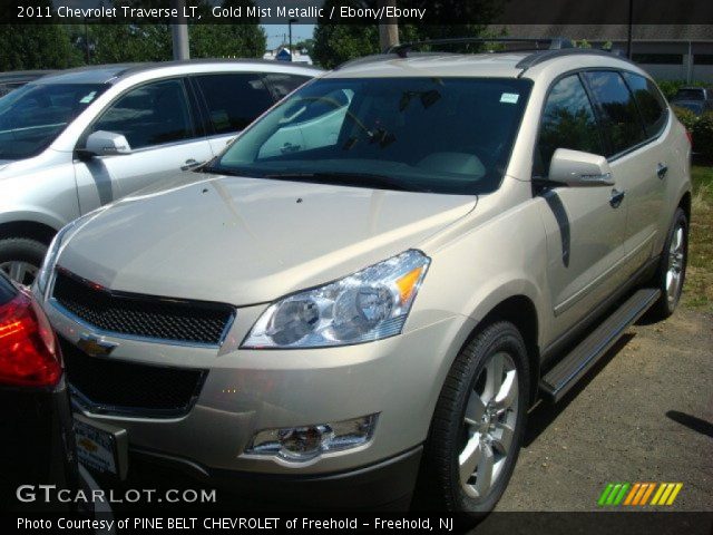 2011 Chevrolet Traverse LT in Gold Mist Metallic
