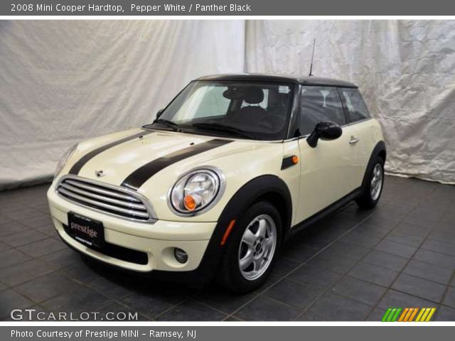 2008 Mini Cooper Hardtop in Pepper White