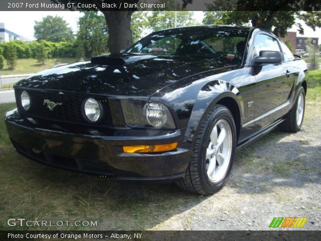 2007 Ford Mustang GT Coupe in Black