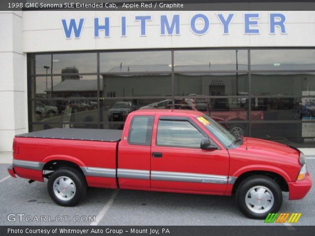 1998 GMC Sonoma SLE Extended Cab in Apple Red
