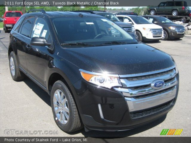 2011 Ford Edge SEL AWD in Tuxedo Black Metallic