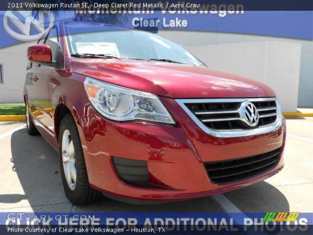 2011 Volkswagen Routan SE in Deep Claret Red Metallic