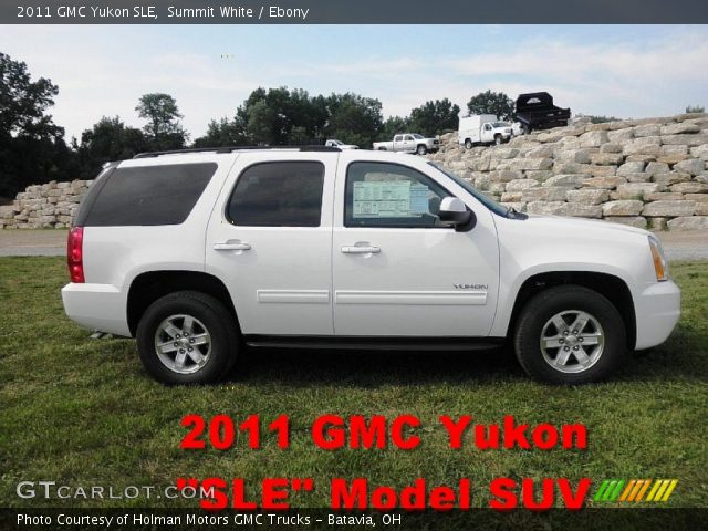 2011 GMC Yukon SLE in Summit White