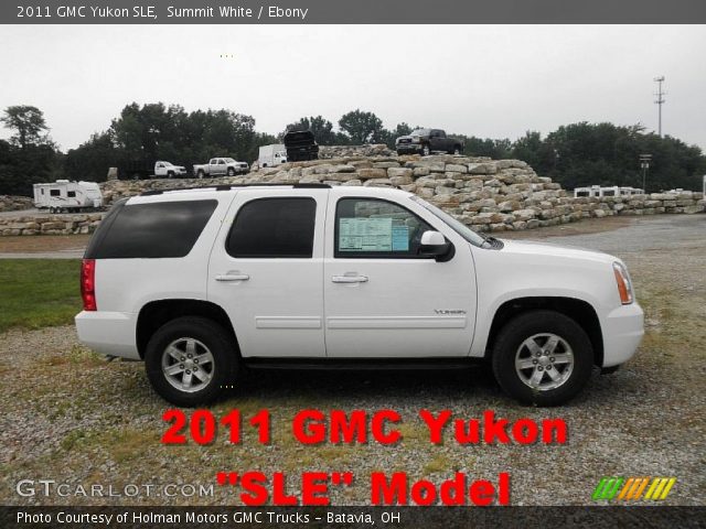 2011 GMC Yukon SLE in Summit White