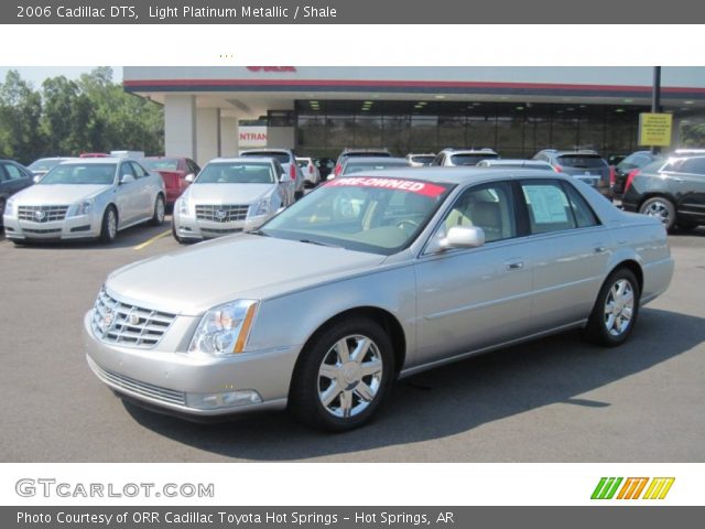 2006 Cadillac DTS  in Light Platinum Metallic