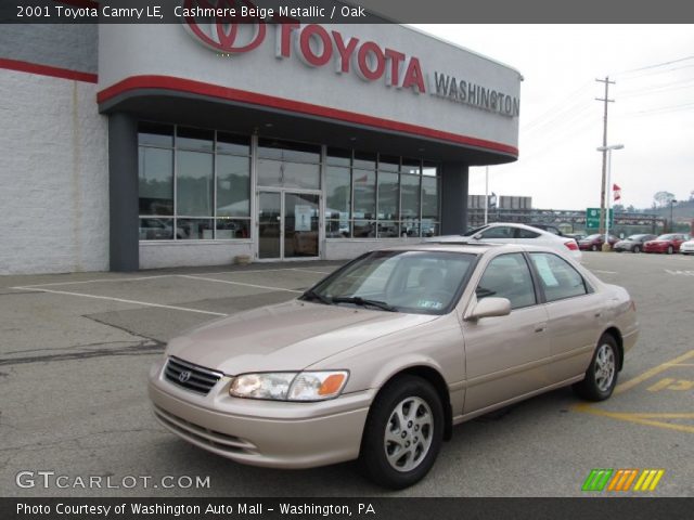 2001 Toyota Camry LE in Cashmere Beige Metallic