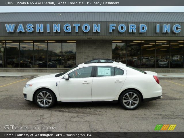 2009 Lincoln MKS AWD Sedan in White Chocolate Tri-Coat