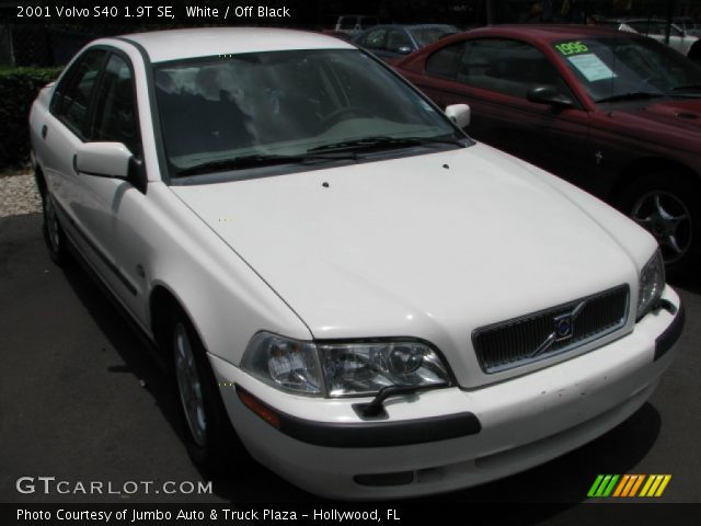 2001 Volvo S40 1.9T SE in White