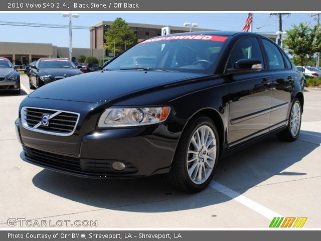 2010 Volvo S40 2.4i in Black Stone