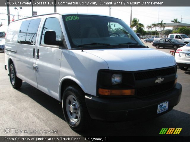 2006 Chevrolet Express 1500 Commercial Utility Van in Summit White