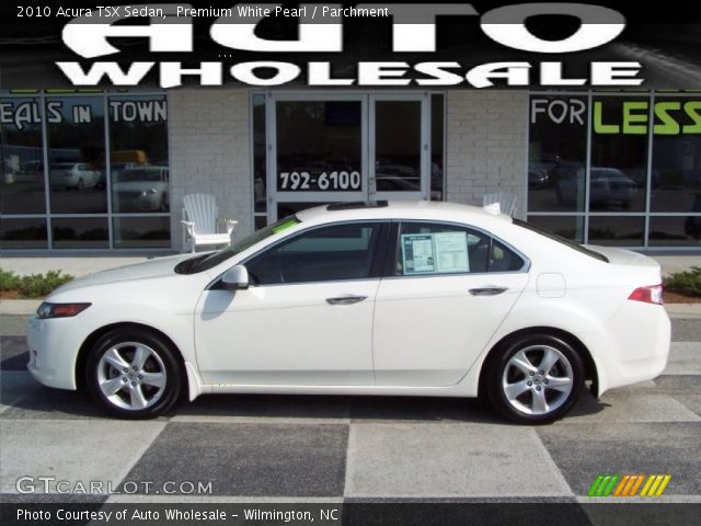 2010 Acura TSX Sedan in Premium White Pearl