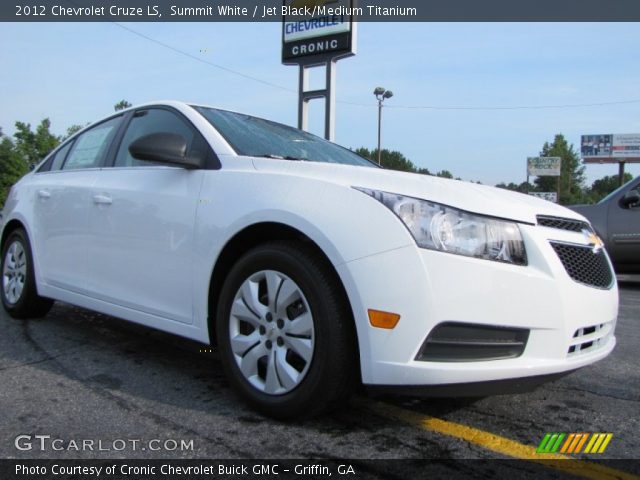 2012 Chevrolet Cruze LS in Summit White
