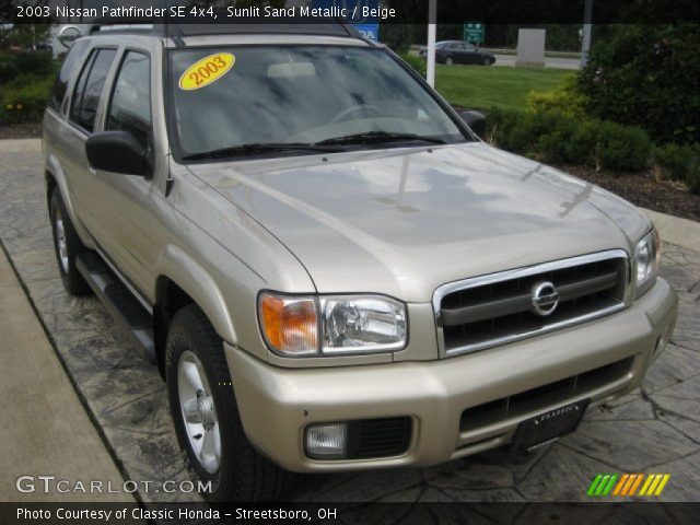 2003 Nissan Pathfinder SE 4x4 in Sunlit Sand Metallic
