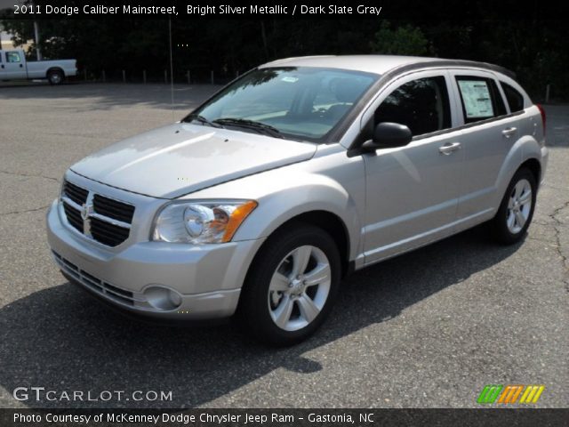 2011 Dodge Caliber Mainstreet in Bright Silver Metallic
