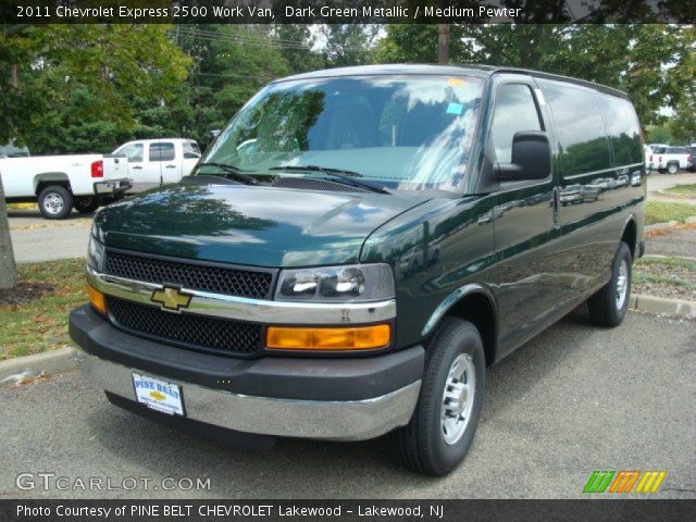 2011 Chevrolet Express 2500 Work Van in Dark Green Metallic