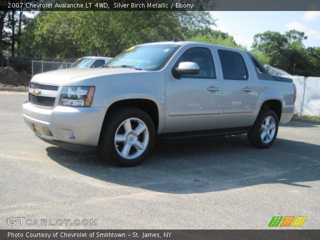 2007 Chevrolet Avalanche LT 4WD in Silver Birch Metallic