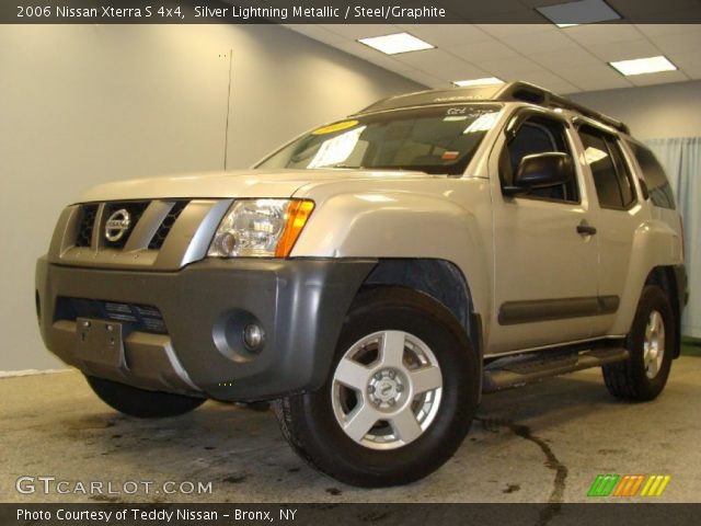2006 Nissan Xterra S 4x4 in Silver Lightning Metallic