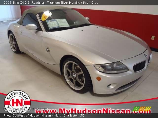 2005 BMW Z4 2.5i Roadster in Titanium Silver Metallic